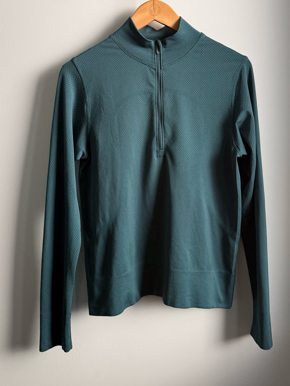 lululemon swiftly 1/2 zip